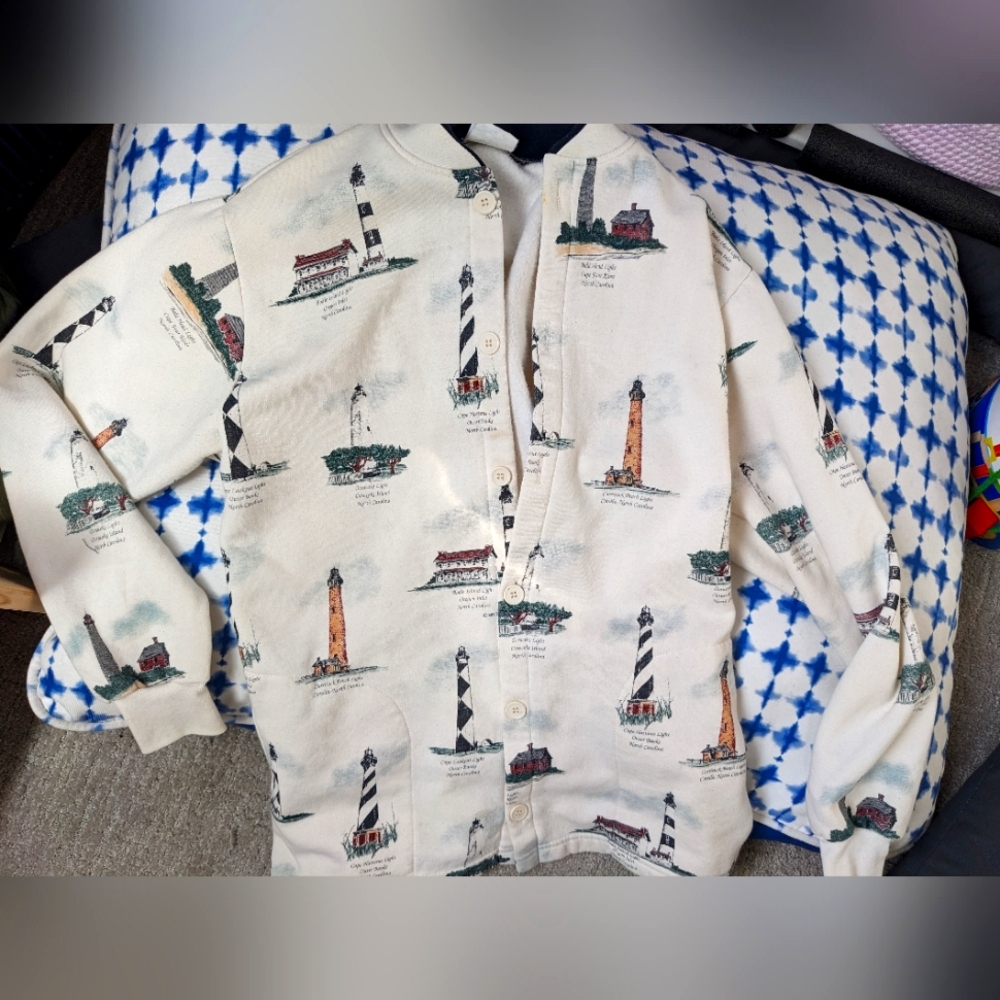 Art Unlimited NC Lighthouse Sweater